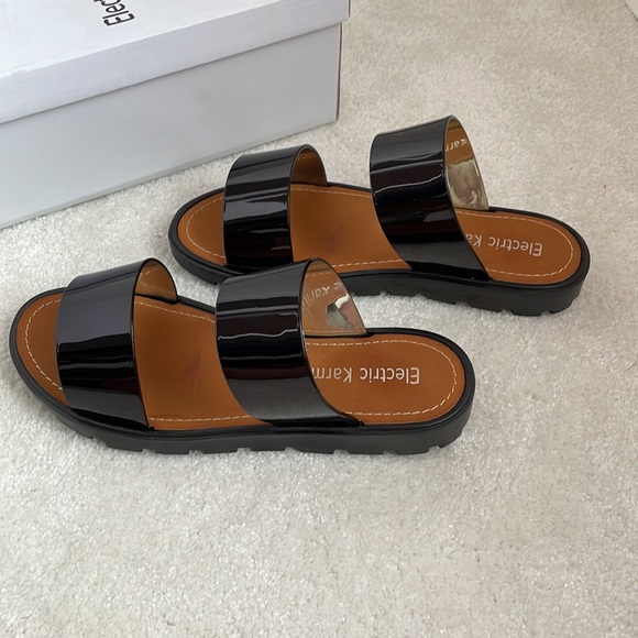 Electric Karma Shiny Black Chunky Two Strap Slide Sandal - Picture 4 of 7